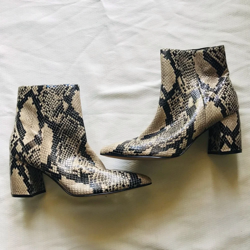 Marc fisher Snakeskin‎ Ankle Boots